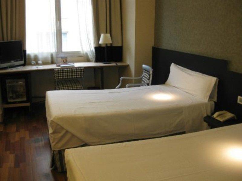 Nh Bilbao Deusto Hotel Eksteriør billede